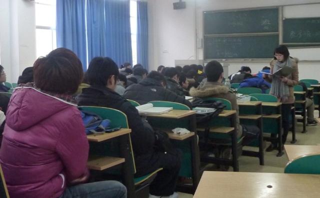 350vip浦京集团官网2011级召开新学期年级会